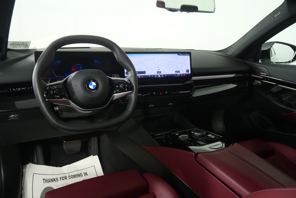 Certified 2025 BMW 530i RWD image 16