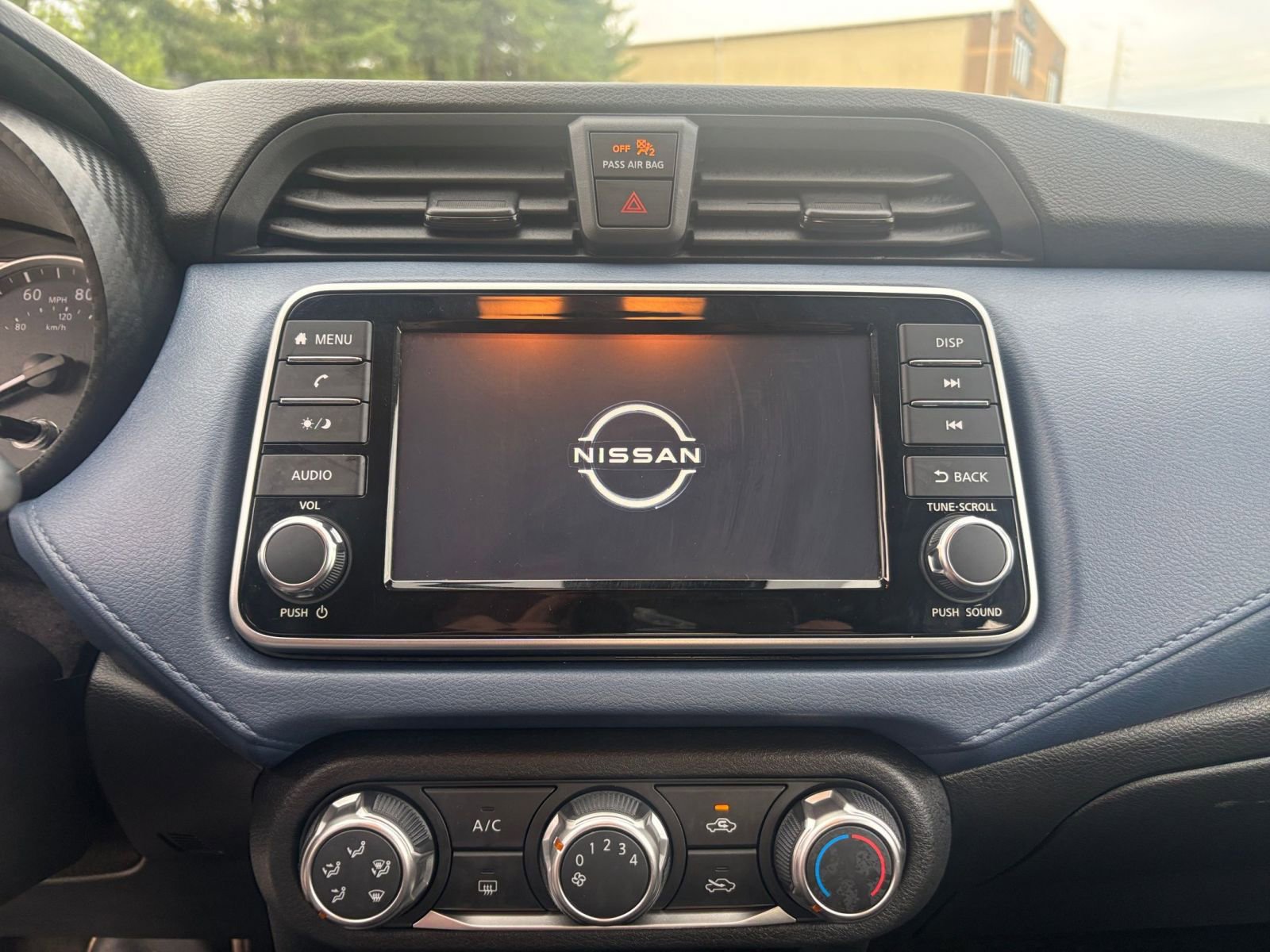 Used 2025 Nissan Versa SV image 20