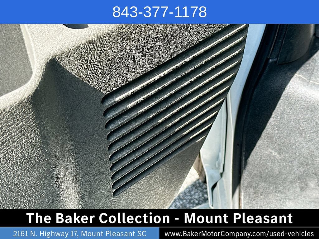 Used 2023 GMC Savana 2500 w/ Driver Convenience Package RWD image 17