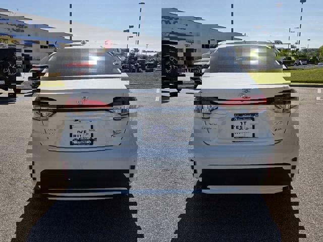 Used 2020 Toyota Corolla LE w/ LE Convenience Package image 6