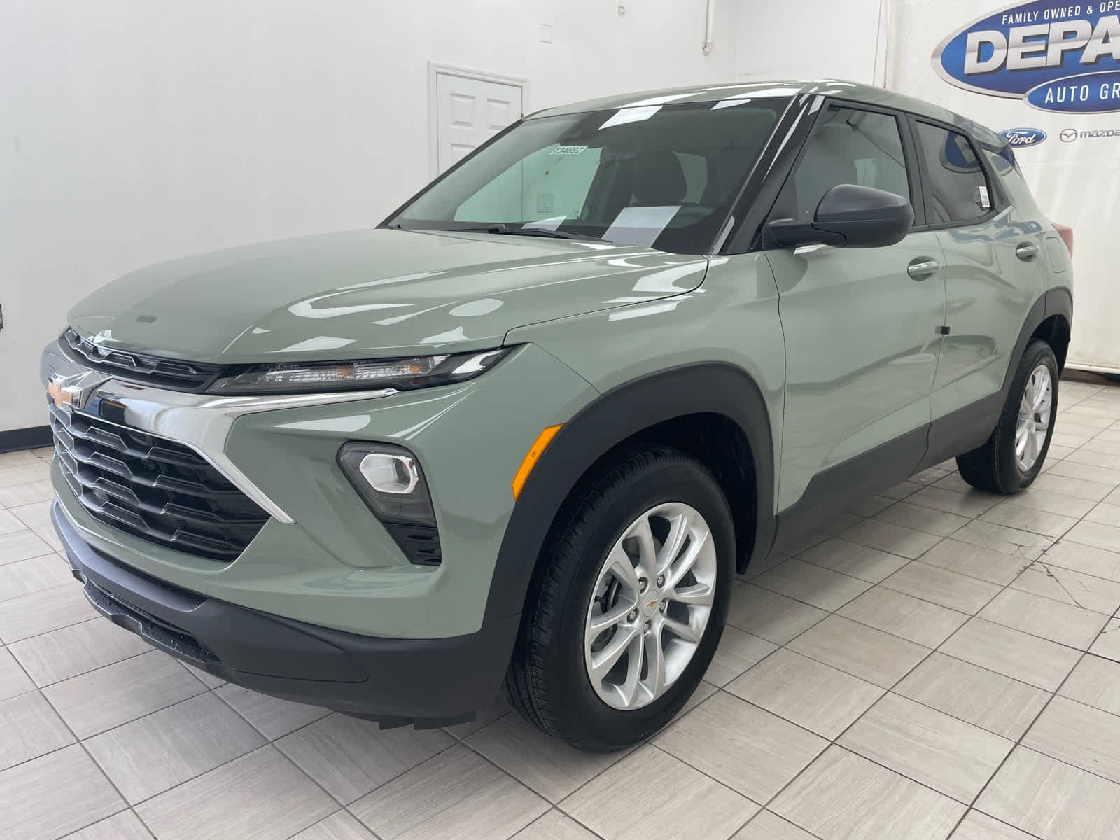 New 2026 Chevrolet TrailBlazer LS w/ LS Convenience Package AWD/4WD image 17