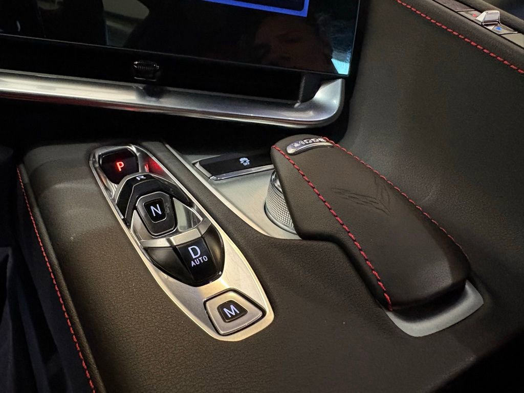 Used 2024 Chevrolet Corvette Stingray Coupe w/ Z51 Performance Package image 34