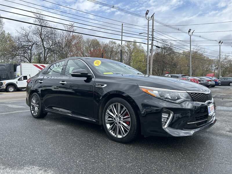 Used 2018 Kia Optima SX w/ Technology Package FWD image 3