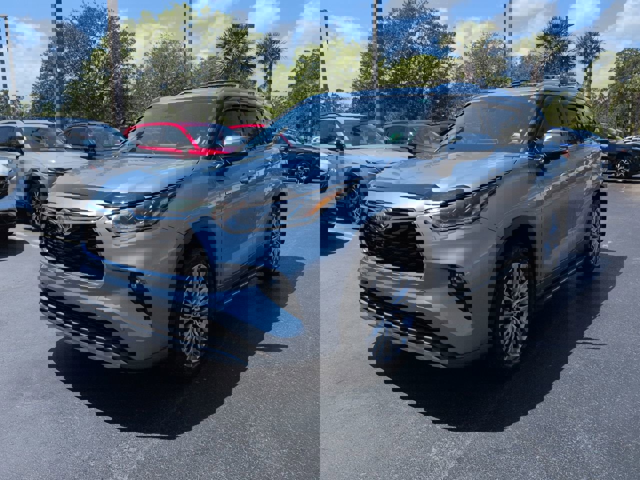 Used 2021 Toyota Highlander Platinum image 7