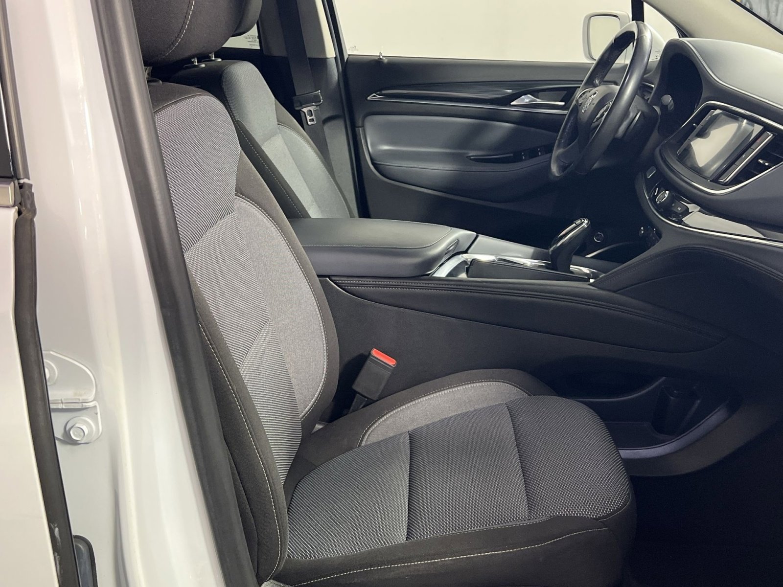 Used 2019 Buick Enclave Preferred image 29