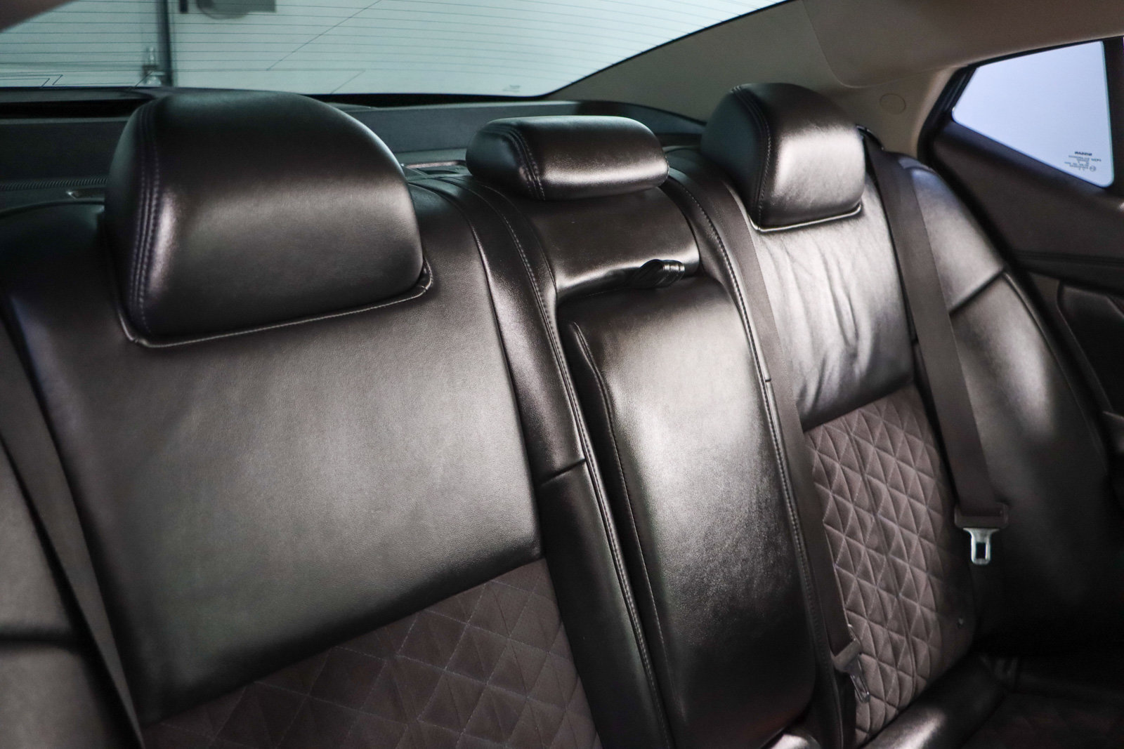 Used 2017 Nissan Maxima SR w/ Midnight Edition image 28