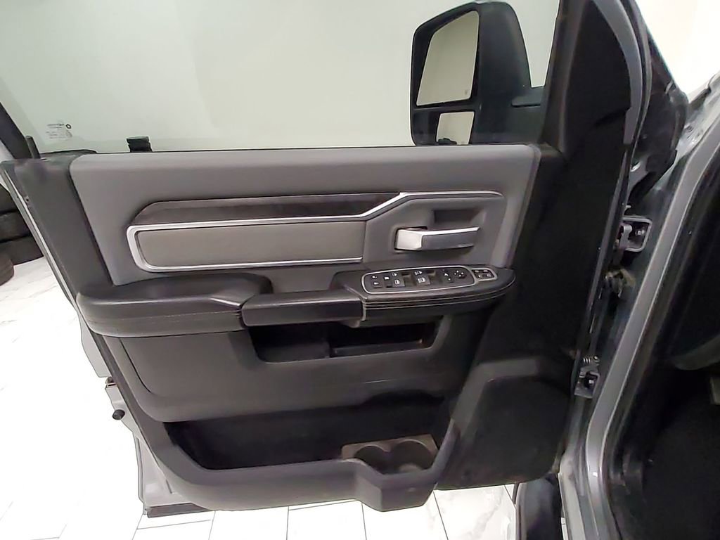 Used 2023 RAM 2500 Big Horn w/ Level 1 Equipment Group image 23