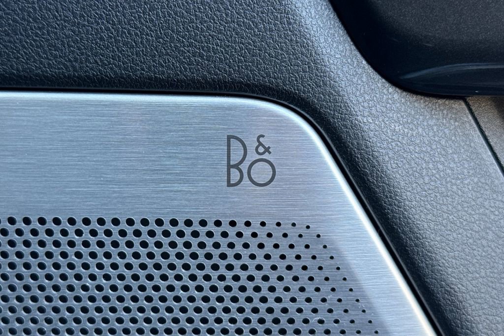 Used 2023 Ford F150 Lariat w/ Equipment Group 502A High image 20