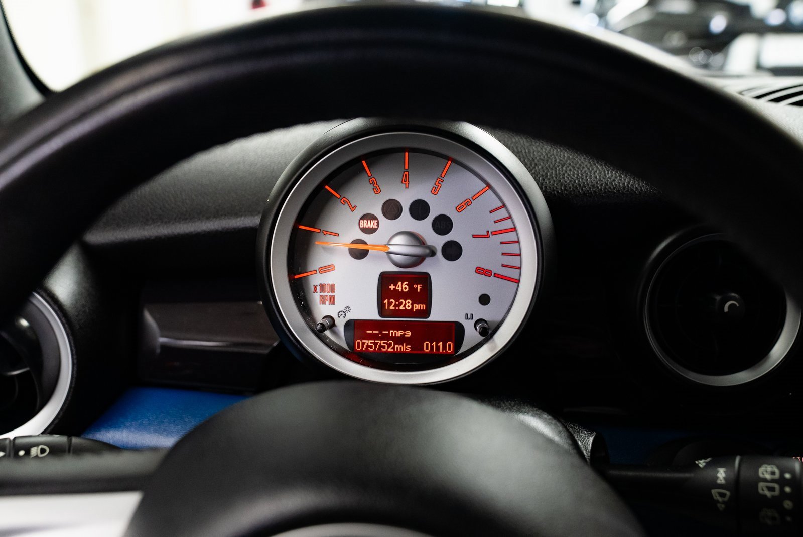 Used 2009 MINI Cooper John Cooper Works image 12