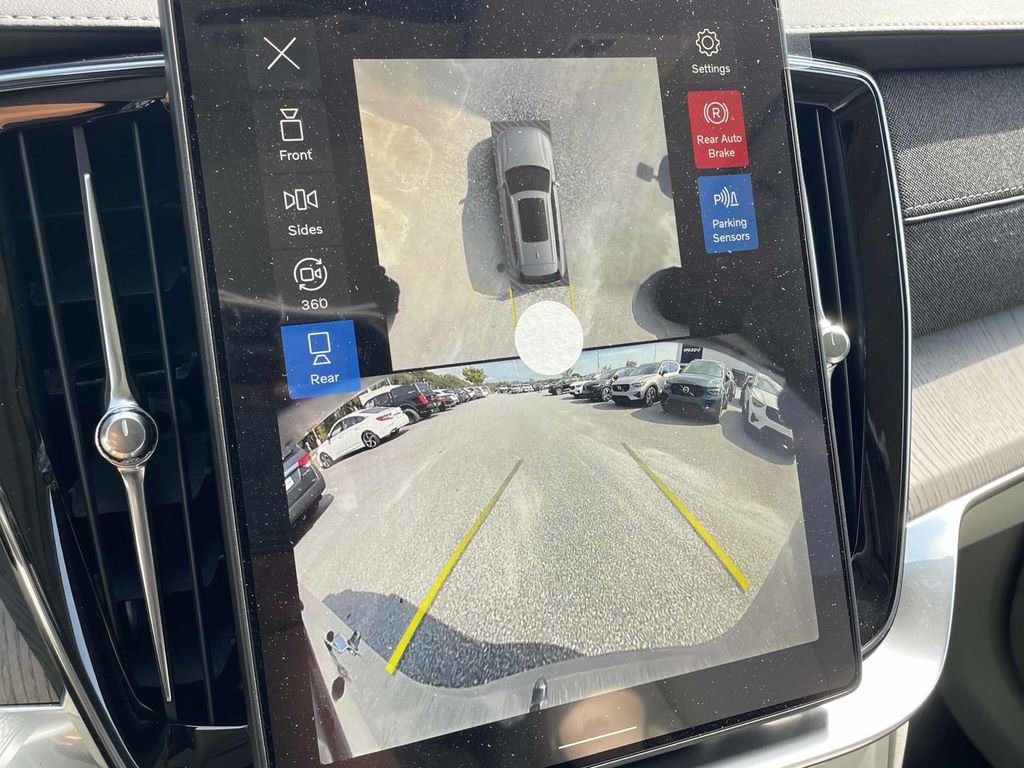 New 2026 Volvo XC90 B6 Ultra w/ Protection Package Premier image 19