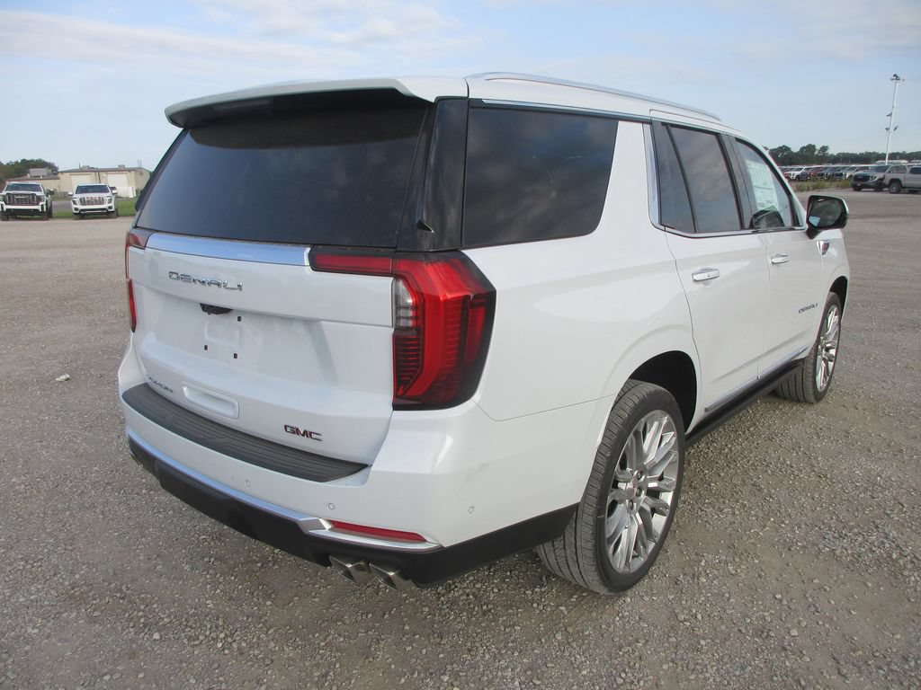 New 2026 GMC Yukon Denali w/ Denali Reserve Package AWD/4WD image 4