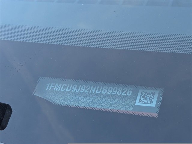 Used 2022 Ford Escape Titanium w/ Class II Trailer Tow Package image 12