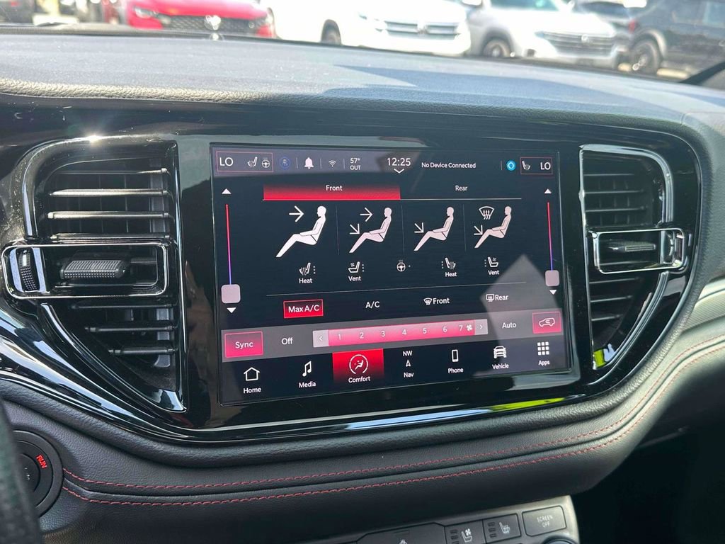 Used 2024 Dodge Durango GT AWD/4WD image 27