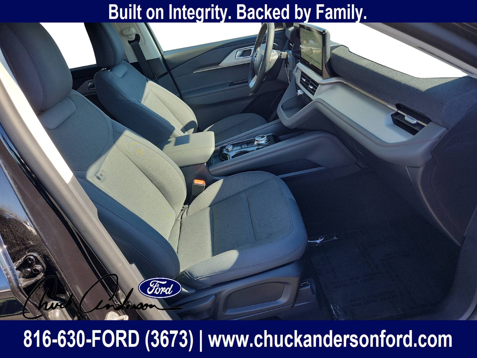 New 2026 Ford Explorer Active AWD/4WD image 27