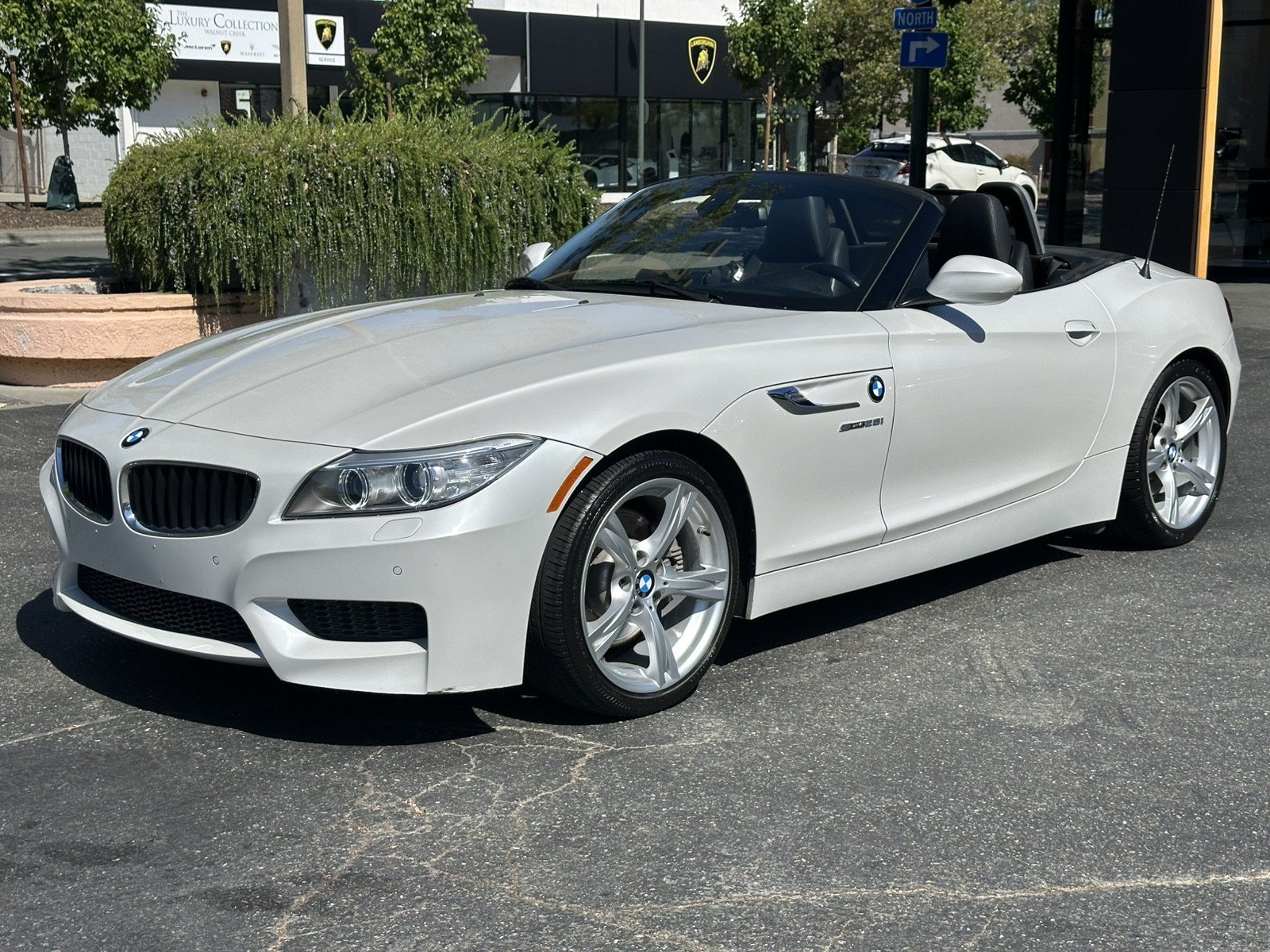 Used 2016 BMW Z4 sDrive28i RWD image 3