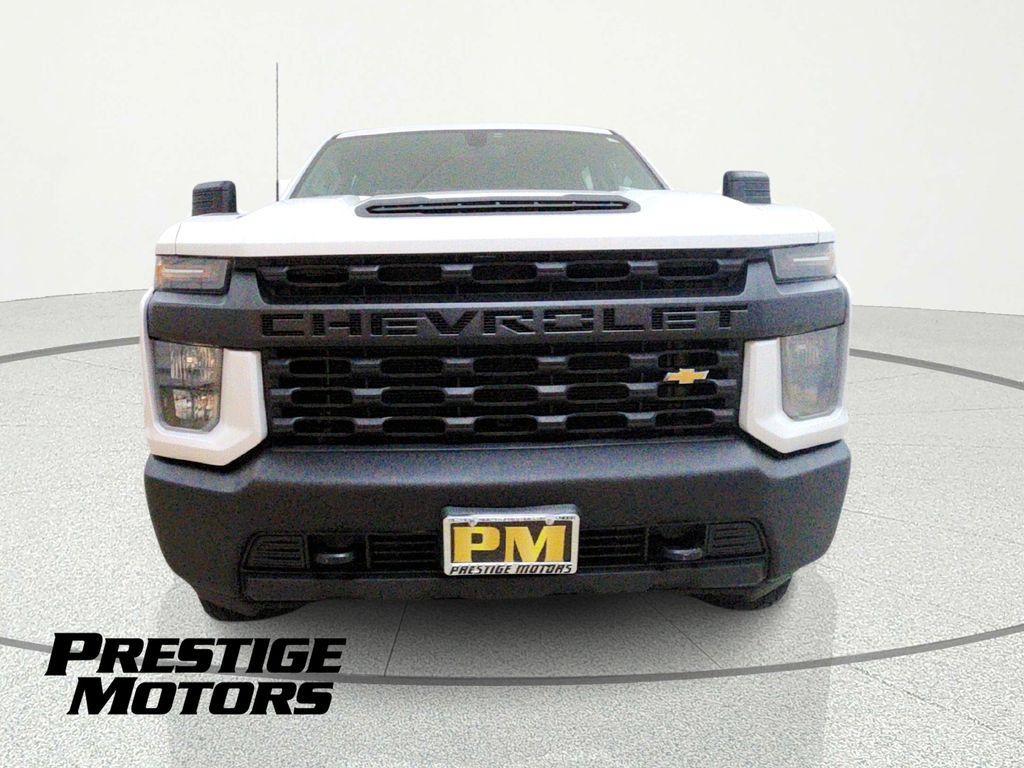 Used 2021 Chevrolet Silverado 2500 W/T AWD/4WD image 2
