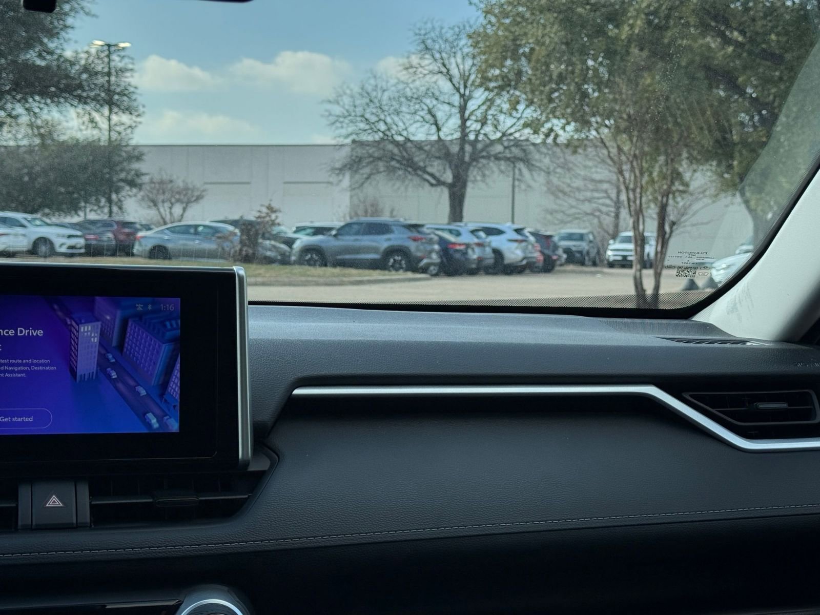 Used 2025 Toyota RAV4 LE image 35