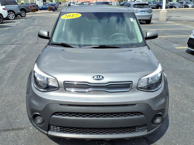 Used 2017 Kia Soul w/ Convenience Package FWD image 2