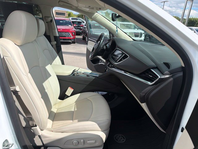 Certified 2024 Buick Enclave Essence FWD image 29