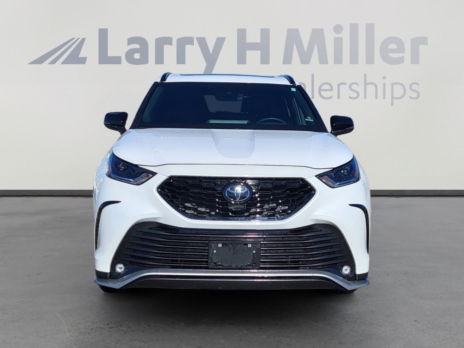 Certified 2025 Toyota Highlander XSE image 6