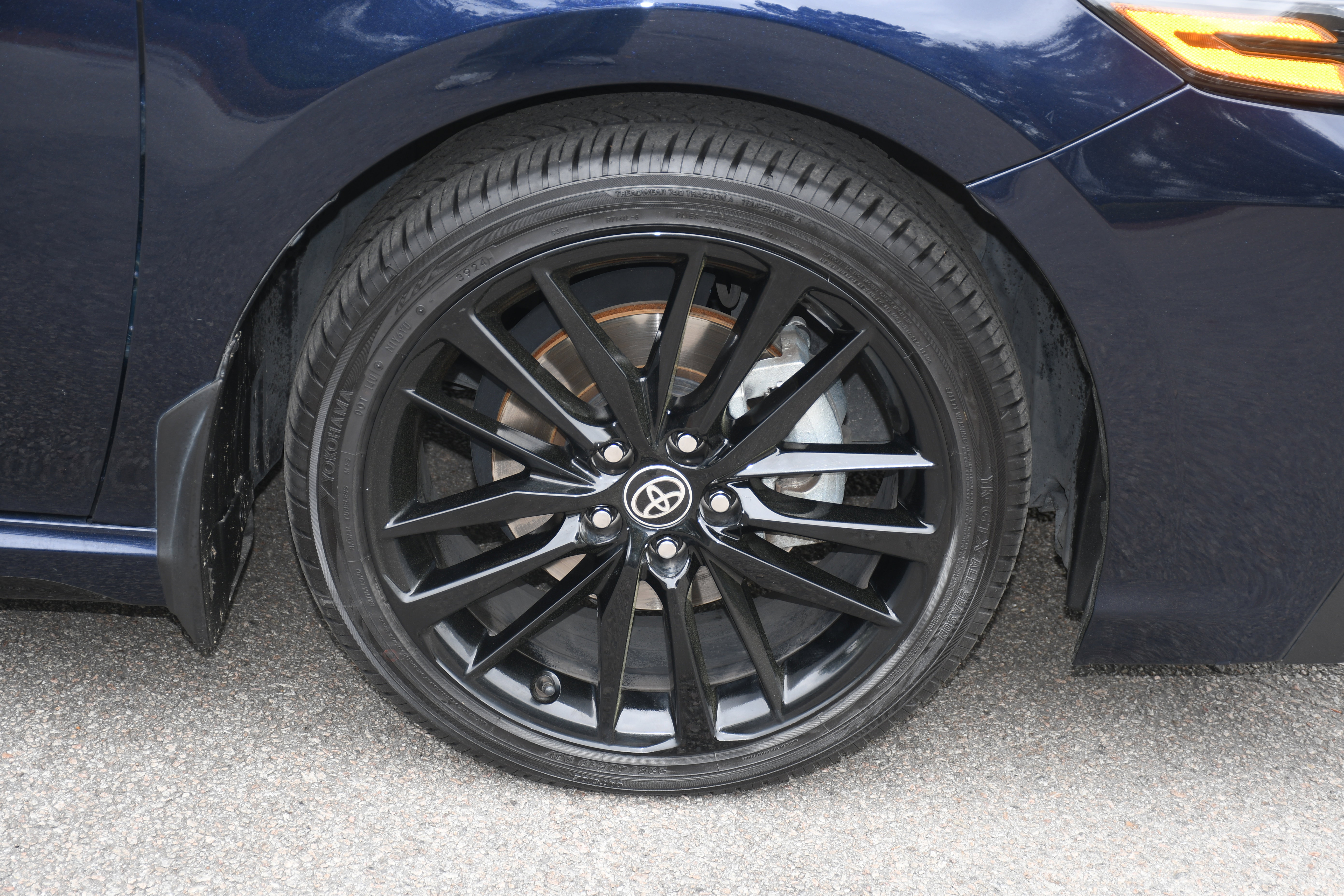 Certified 2022 Toyota Camry XSE FWD image 21