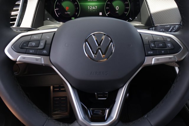 New 2026 Volkswagen Atlas Cross Sport SEL Premium R-Line image 19