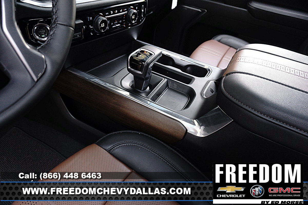 New 2025 Chevrolet Silverado 1500 High Country w/ Technology Package AWD/4WD image 32