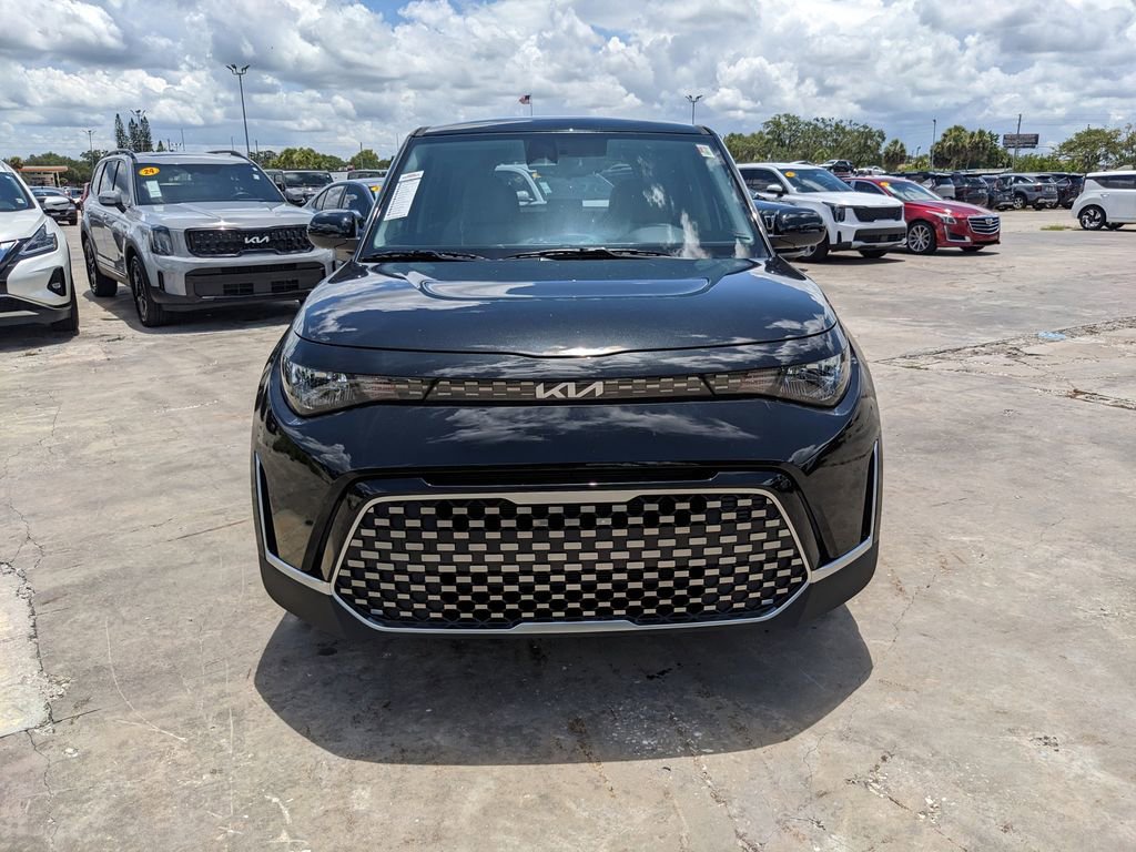 New 2025 Kia Soul EX image 3