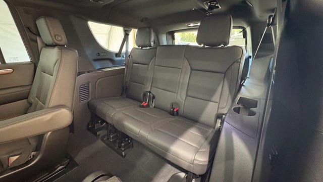 New 2026 Chevrolet Suburban High Country w/ Sun And Tow Package AWD/4WD image 21