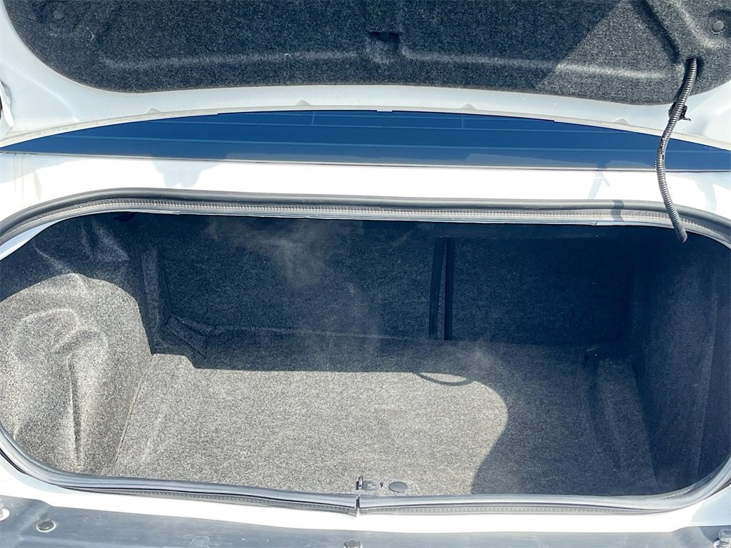 Used 2018 Dodge Challenger SXT w/ Blacktop Package image 24