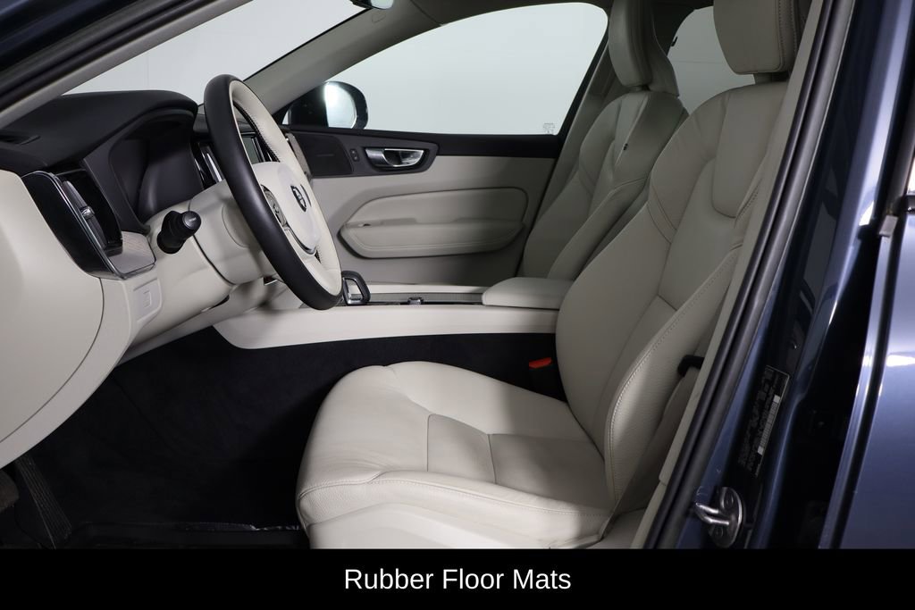 Used 2023 Volvo XC60 B5 Plus w/ Climate Package image 14