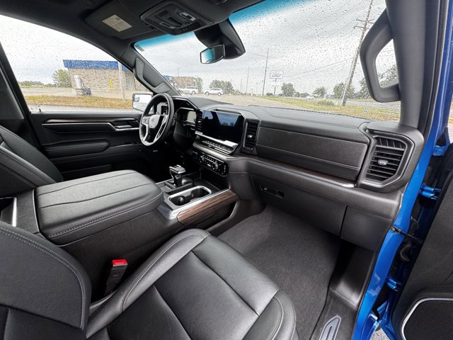 Used 2023 Chevrolet Silverado 1500 RST image 10