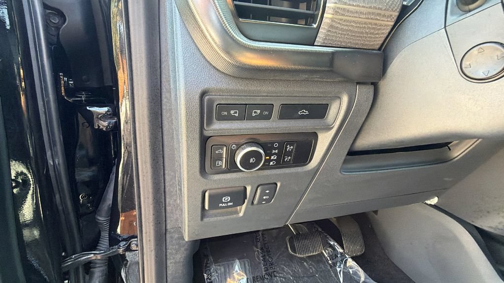 Used 2023 Ford F150 Platinum w/ Equipment Group 701A High AWD/4WD image 16
