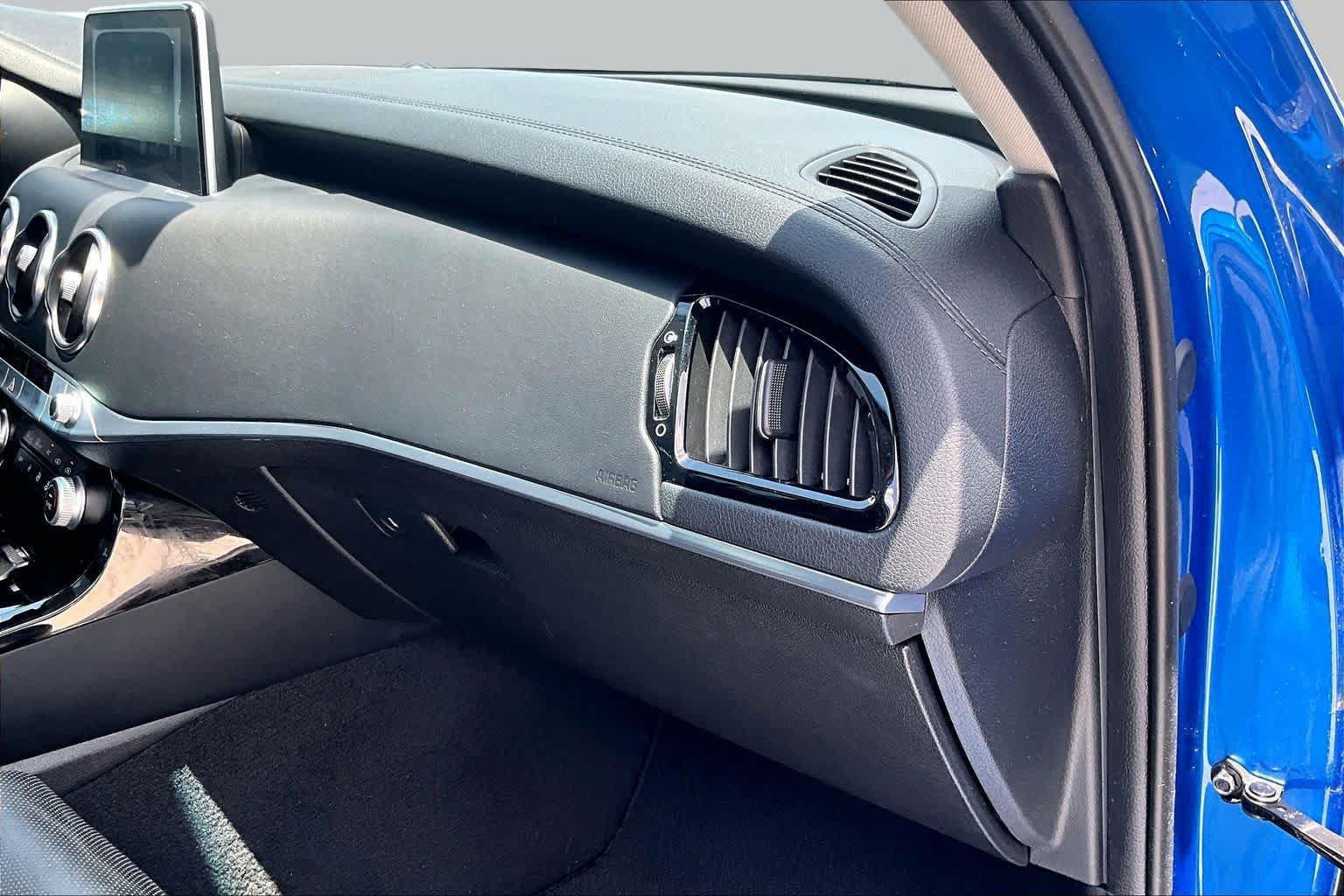 Used 2019 Kia Stinger Premium RWD image 17