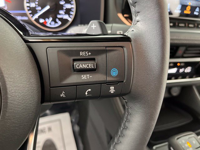 Used 2023 Nissan Rogue SL w/ SL Premium Package FWD image 23