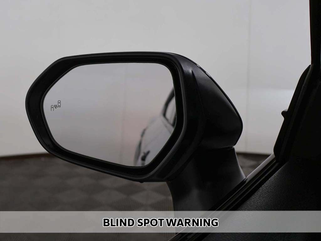 Used 2020 Toyota Camry XSE FWD image 5