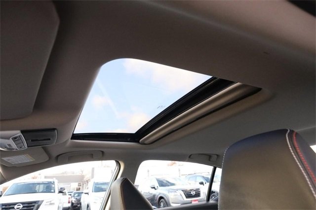 Certified 2025 Nissan Altima 2.5 SR w/ SR Premium Package image 8