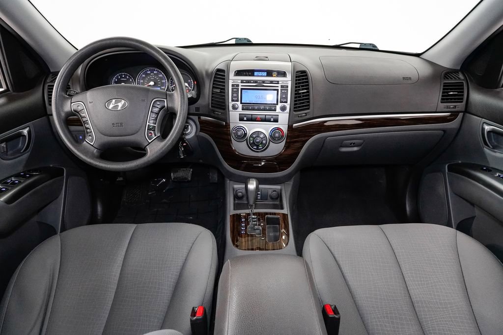 Used 2011 Hyundai Santa Fe GLS image 21