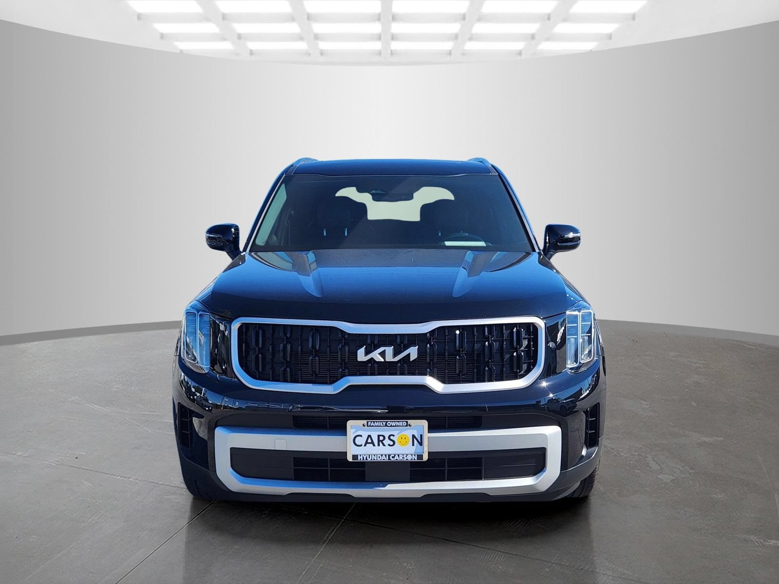 Used 2023 Kia Telluride EX w/ EX Captain's Chair Package AWD/4WD image 2