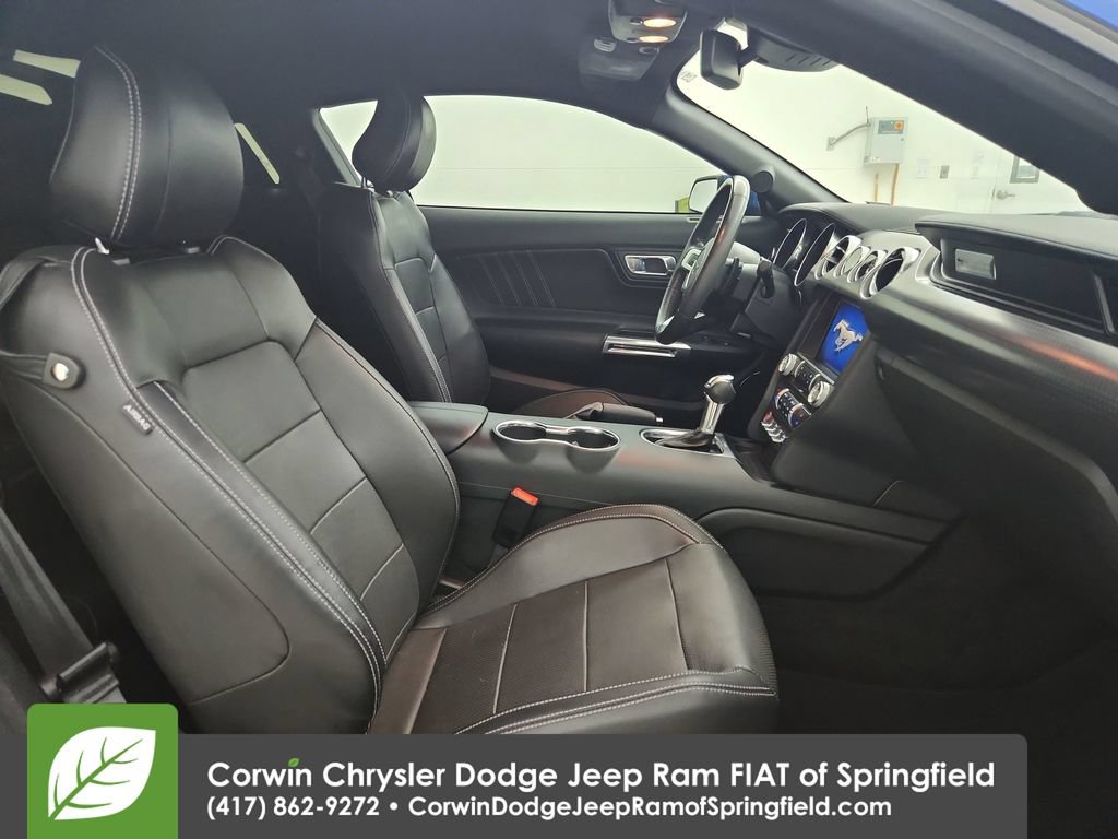 Used 2018 Ford Mustang GT Premium w/ GT Performance Package RWD image 33