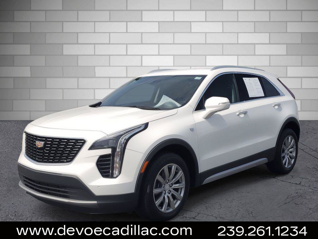 Used 2022 Cadillac XT4 Premium Luxury w/ Safety Alert Package FWD image 1