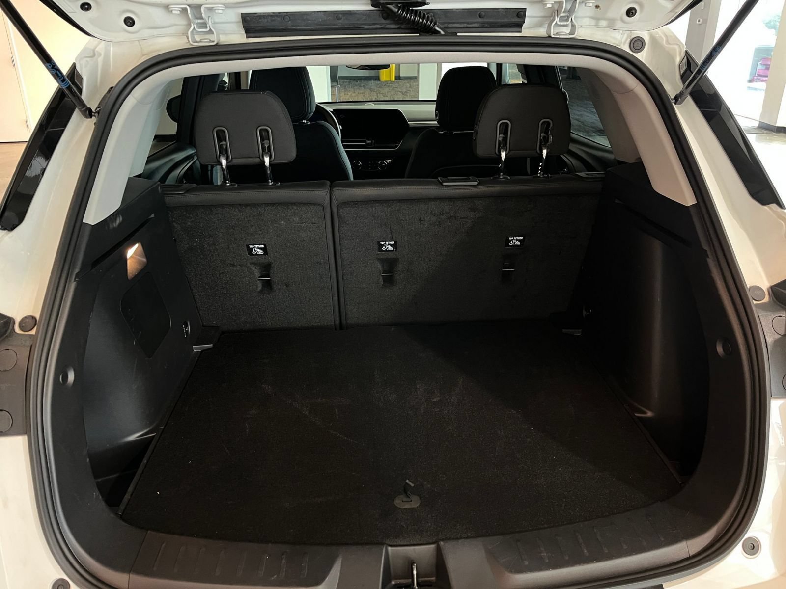 Used 2025 Chevrolet TrailBlazer LT FWD image 30