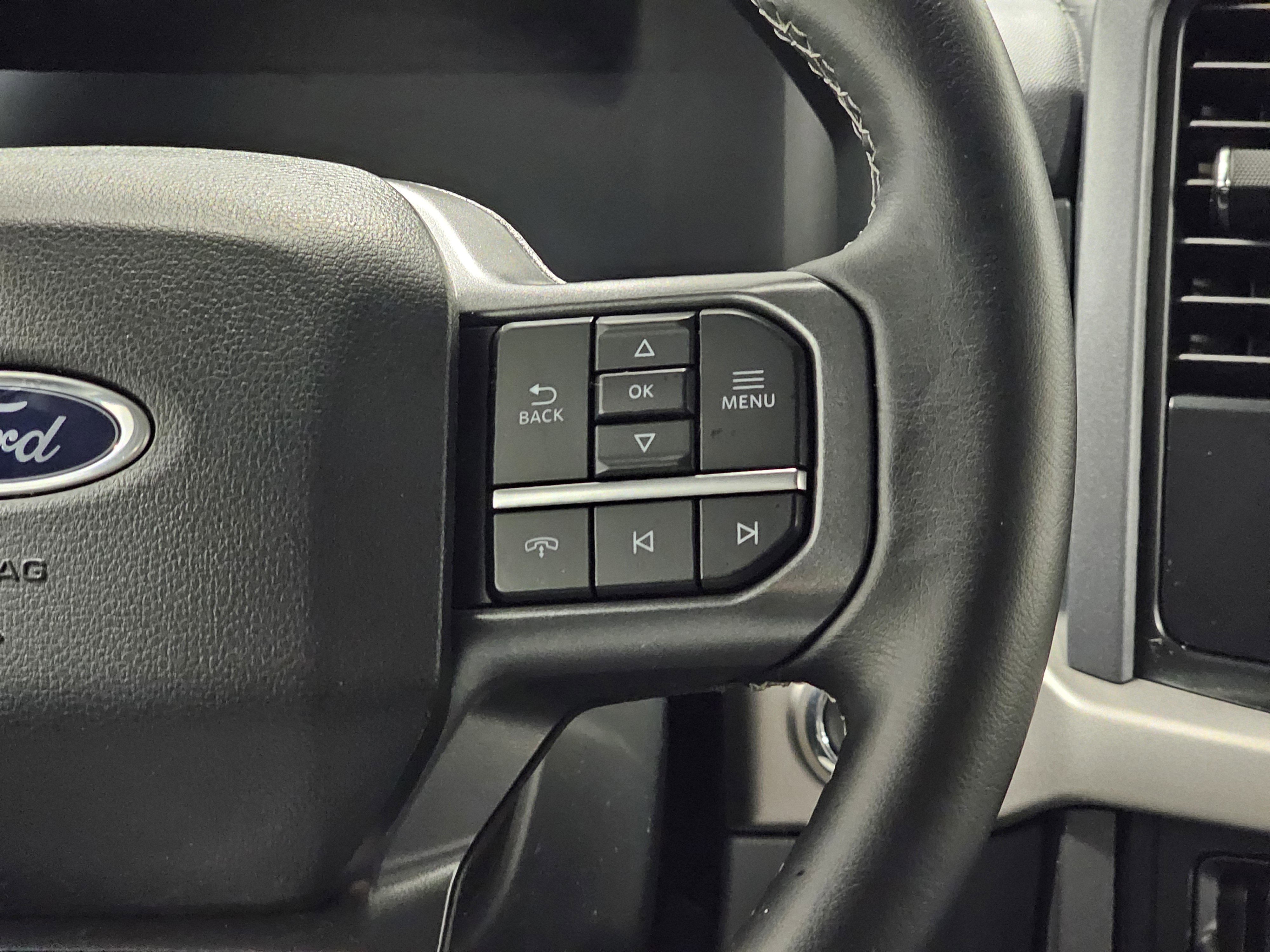 Used 2023 Ford F150 Lightning XLT image 24