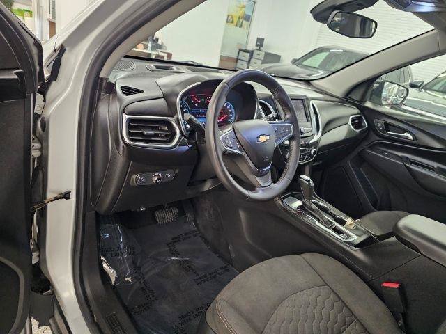 Used 2020 Chevrolet Equinox LT w/ Driver Convenience Package FWD image 8