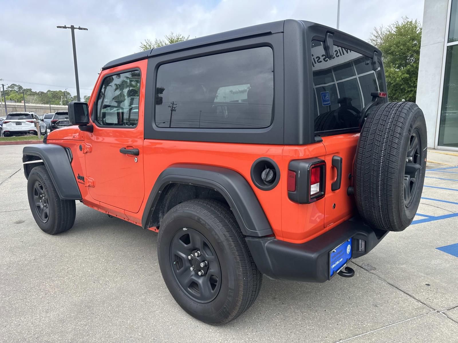 Used 2023 Jeep Wrangler Sport image 7