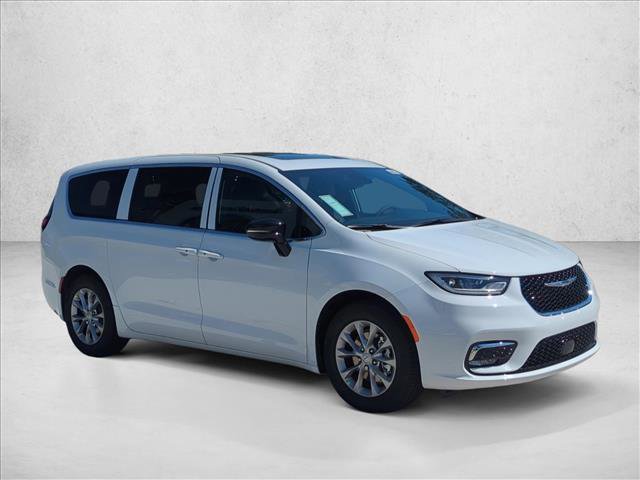 New 2026 Chrysler Pacifica Limited image 6
