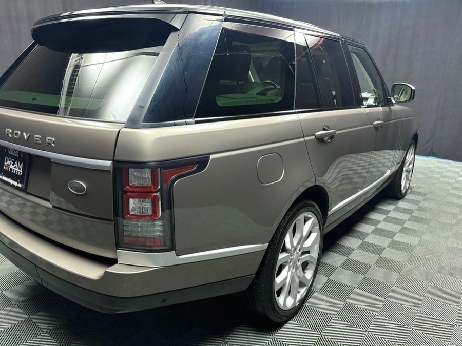 Used 2017 Land Rover Range Rover HSE image 18