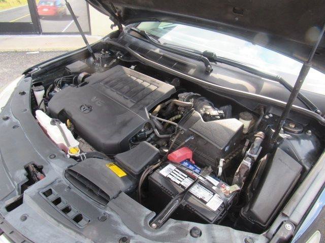 Used 2015 Toyota Camry XSE FWD image 40