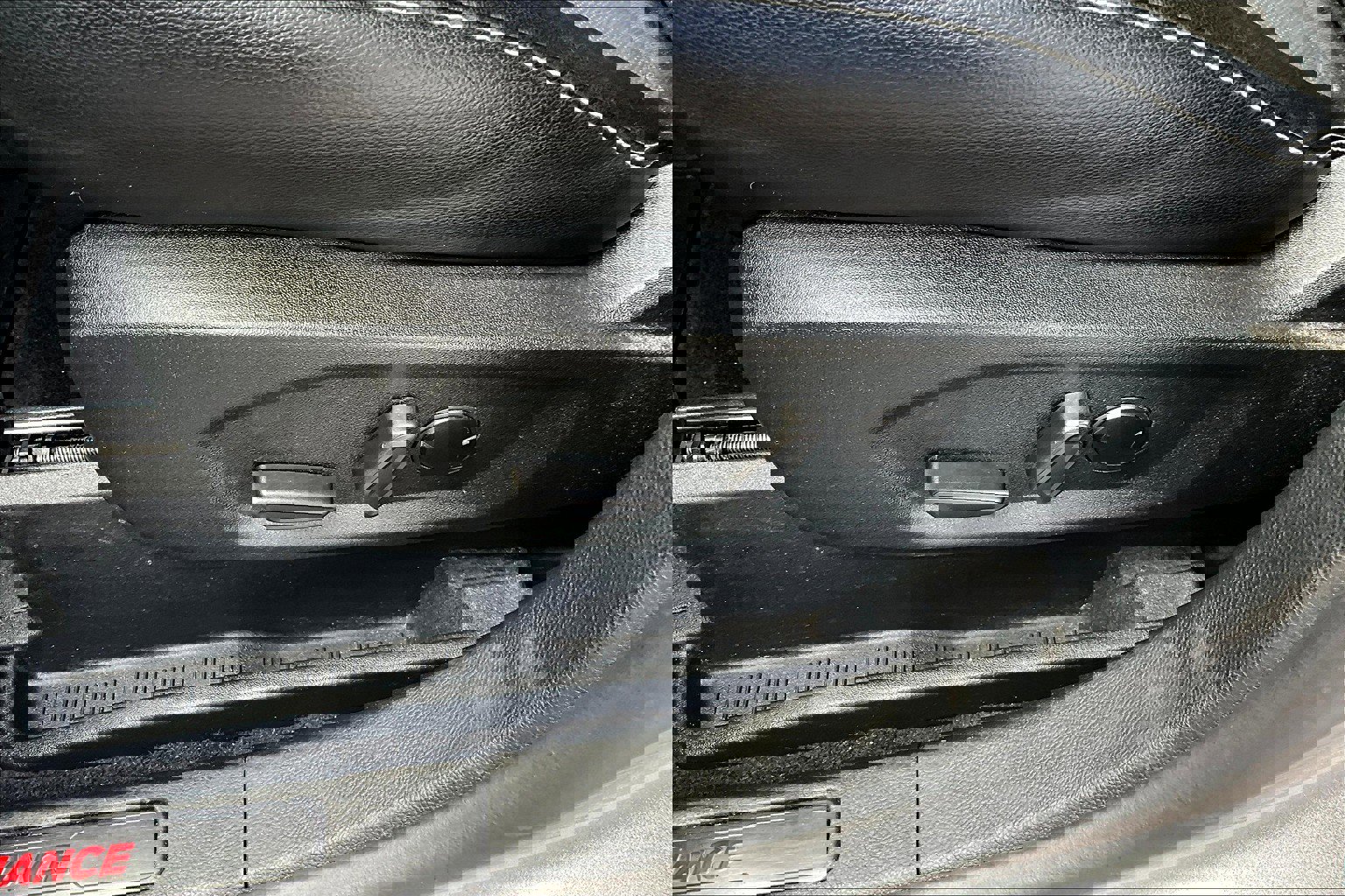 Used 2022 Ford Edge ST w/ Equipment Group 401A AWD/4WD image 35