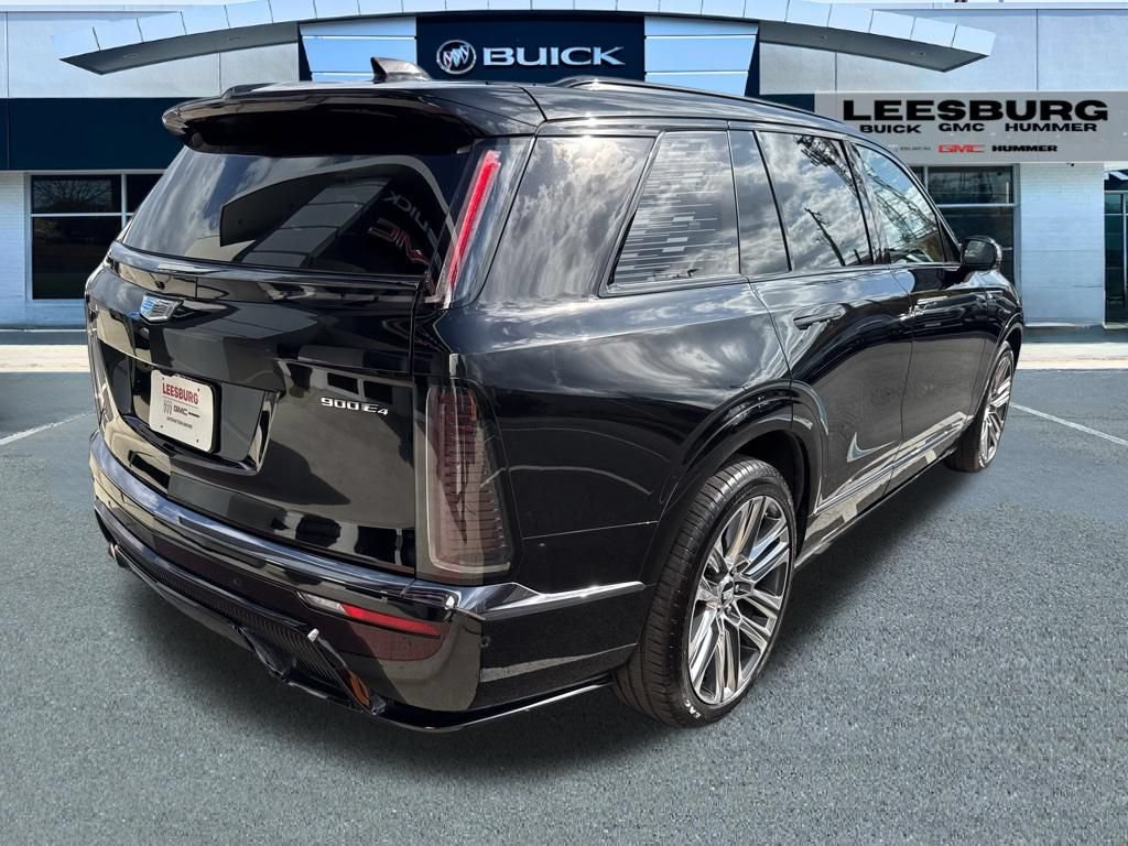 Used 2026 Cadillac Vistiq Platinum w/ LPO, Floor Liner Package AWD/4WD image 7
